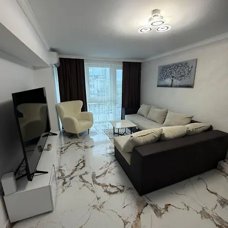 Апартаменты Sol E Mar New 1 Bedroom 300 M To
